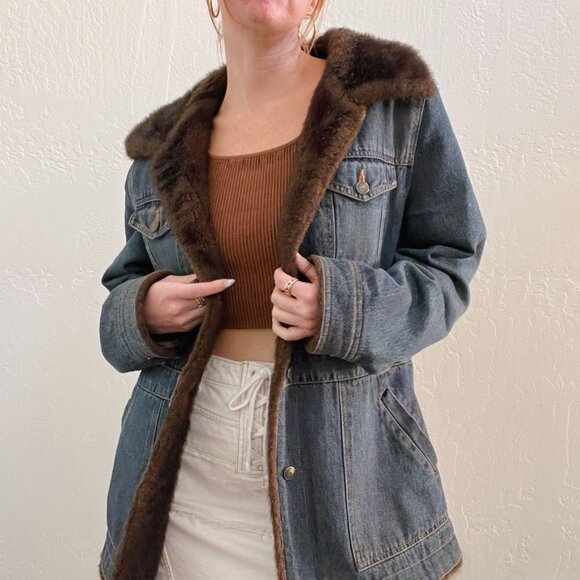 Vintage 90s/Y2K Brown Faux Fur Trim Jean Button Up Coat - Picture 2 of 7